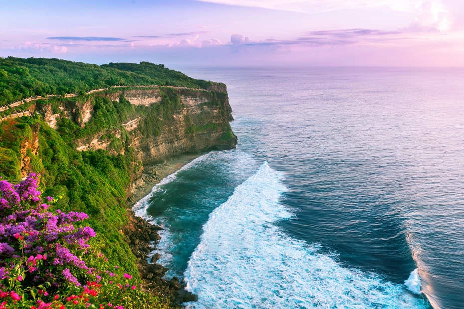 Visiter Uluwatu à Bali : Que faire ? Quoi voir ? en 2025