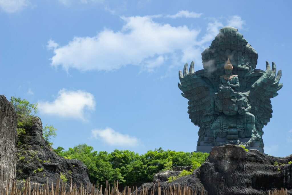 Garuda wisnu kencana