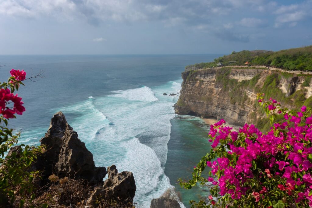 Vue du temple pura luhur uluwatu