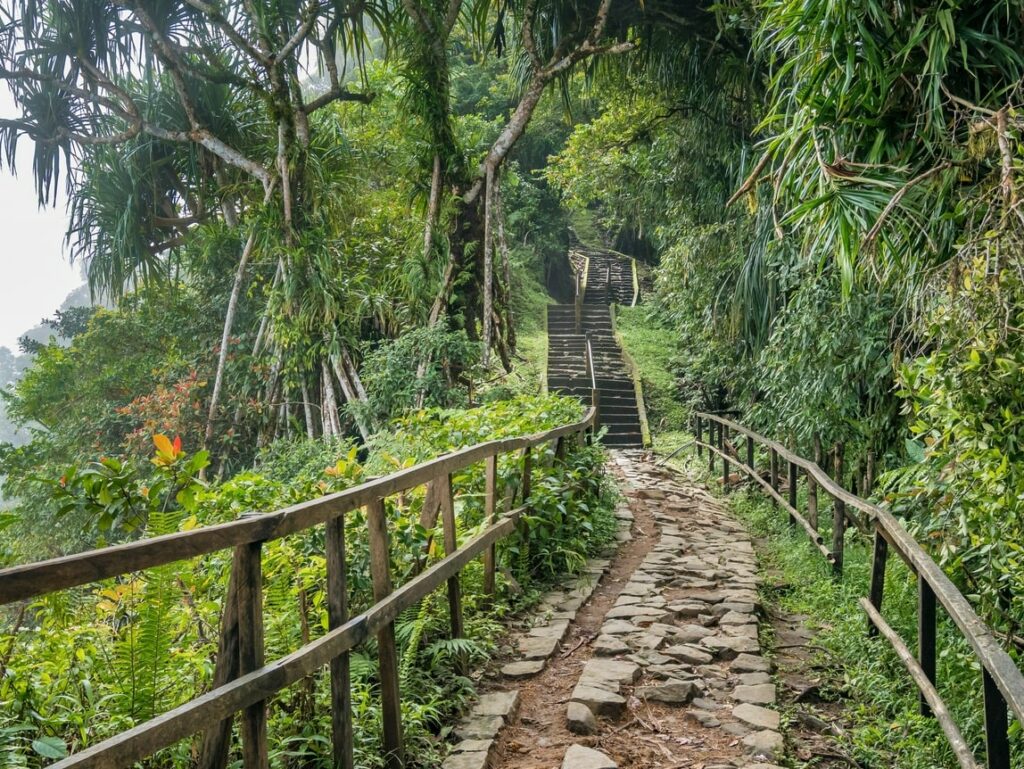 Accès au Temple Pura Lempuyang