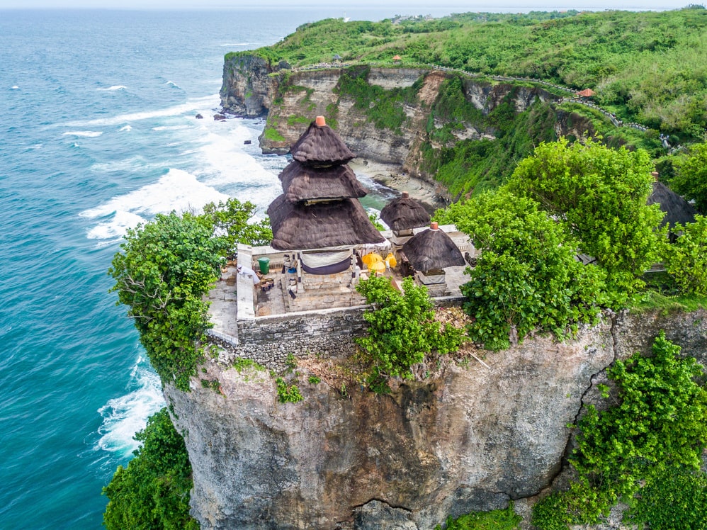 Le Temple Pura Luhur Uluwatu : Une Merveille Balinaise