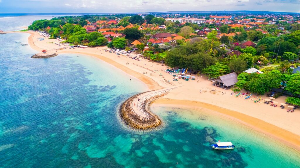 Plage Sanur : Tout savoir pour ta visite - Mon guide 2025