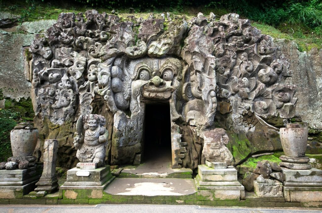 Temple Goa Gajah 