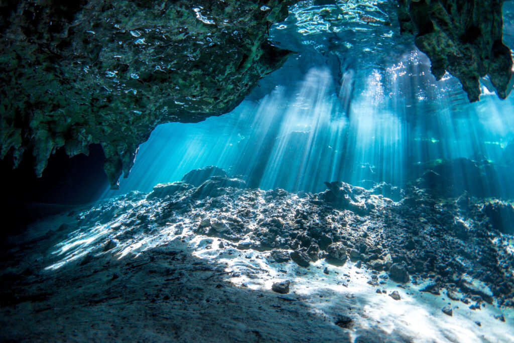 Cenote El Pit